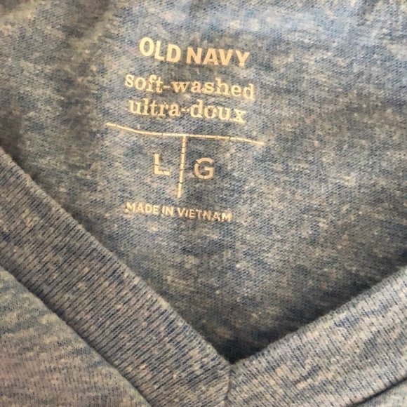 Old Navy 3 men’s large size tees - Picture 3 of 4